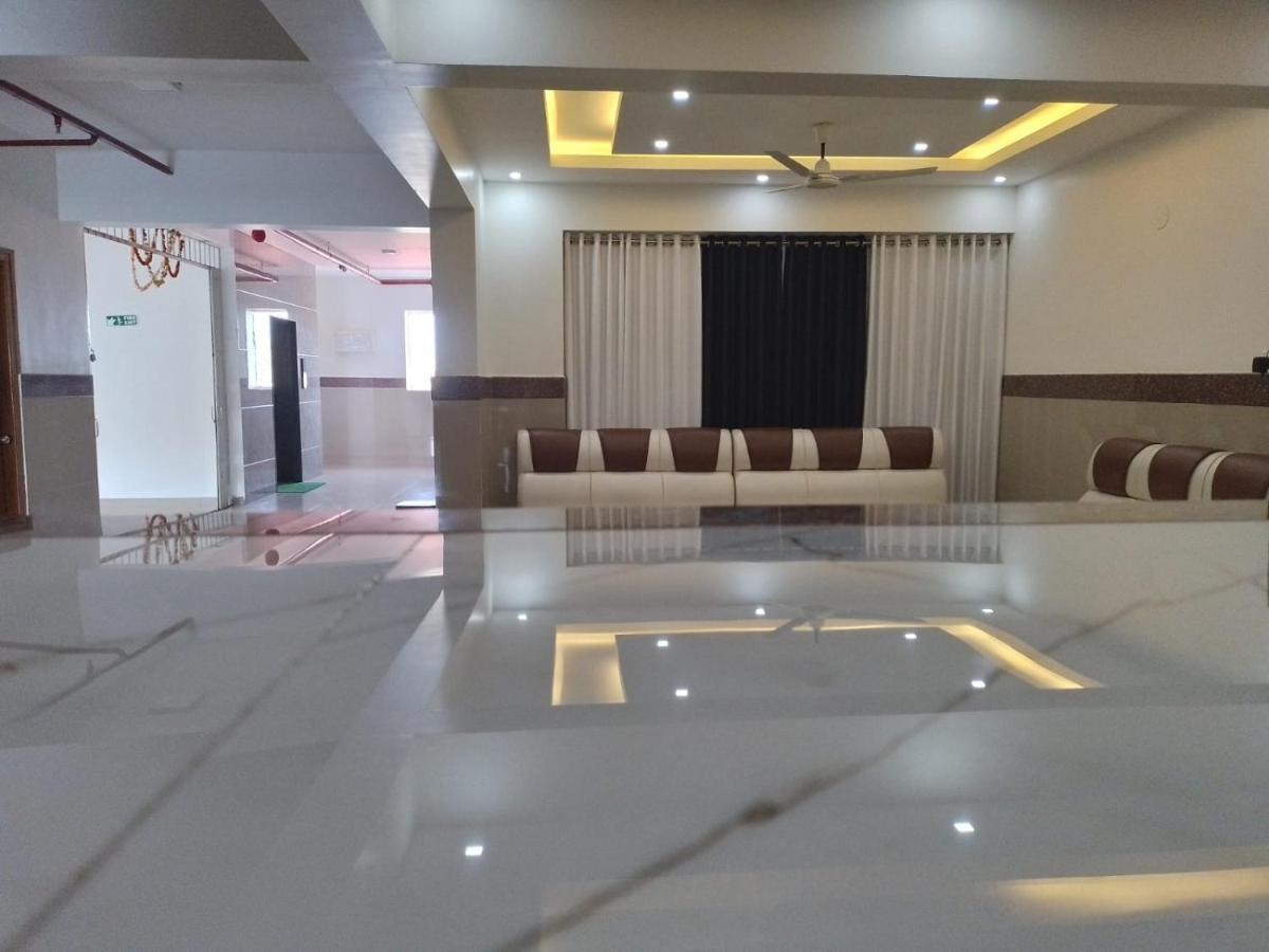 Dwarka Lodging & Boarding Mulki 외부 사진