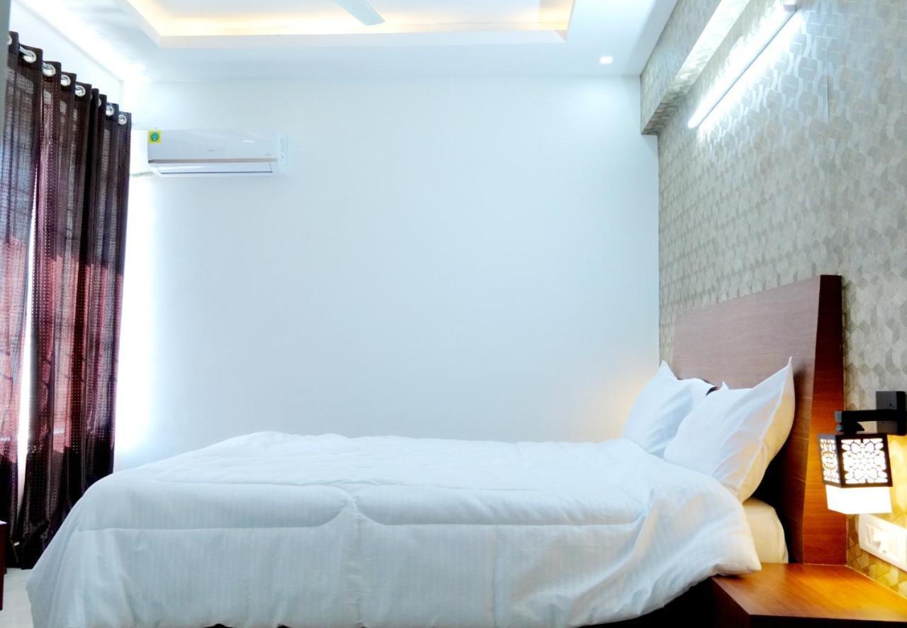 Dwarka Lodging & Boarding Mulki 외부 사진